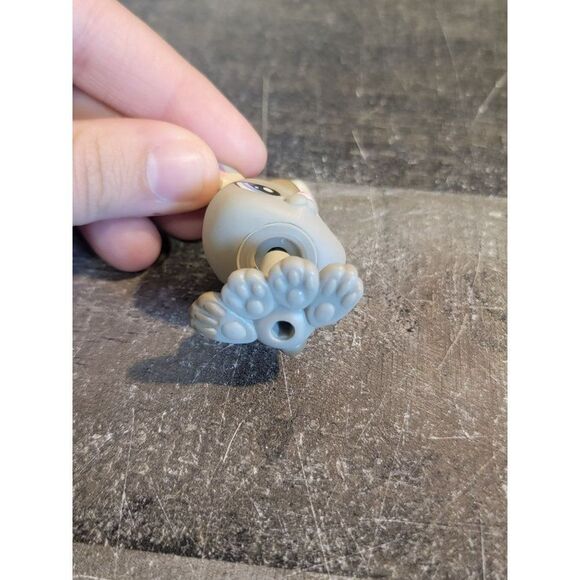 LPS Hasbro 2009 gray bunny Littlest Pet Shop toy figure - Picture 4 of 5